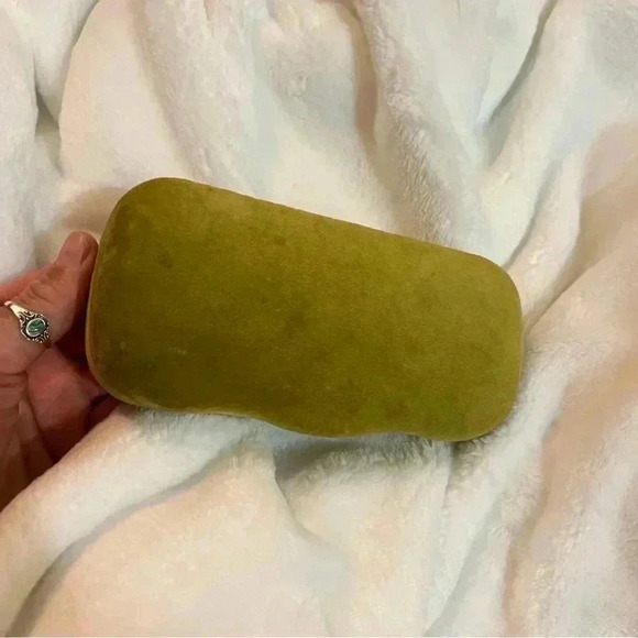 Gucci 100% authentic eyeglasses, case, dust bag and glasses towel - Picture 3 of 14